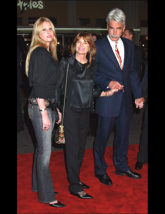 Katharine Ross pose en compagnie de son mari Sam Elliott et de sa fille Cleo Rose Elliott lors de la première de Nous Etions Soldats à New-York en février 2002