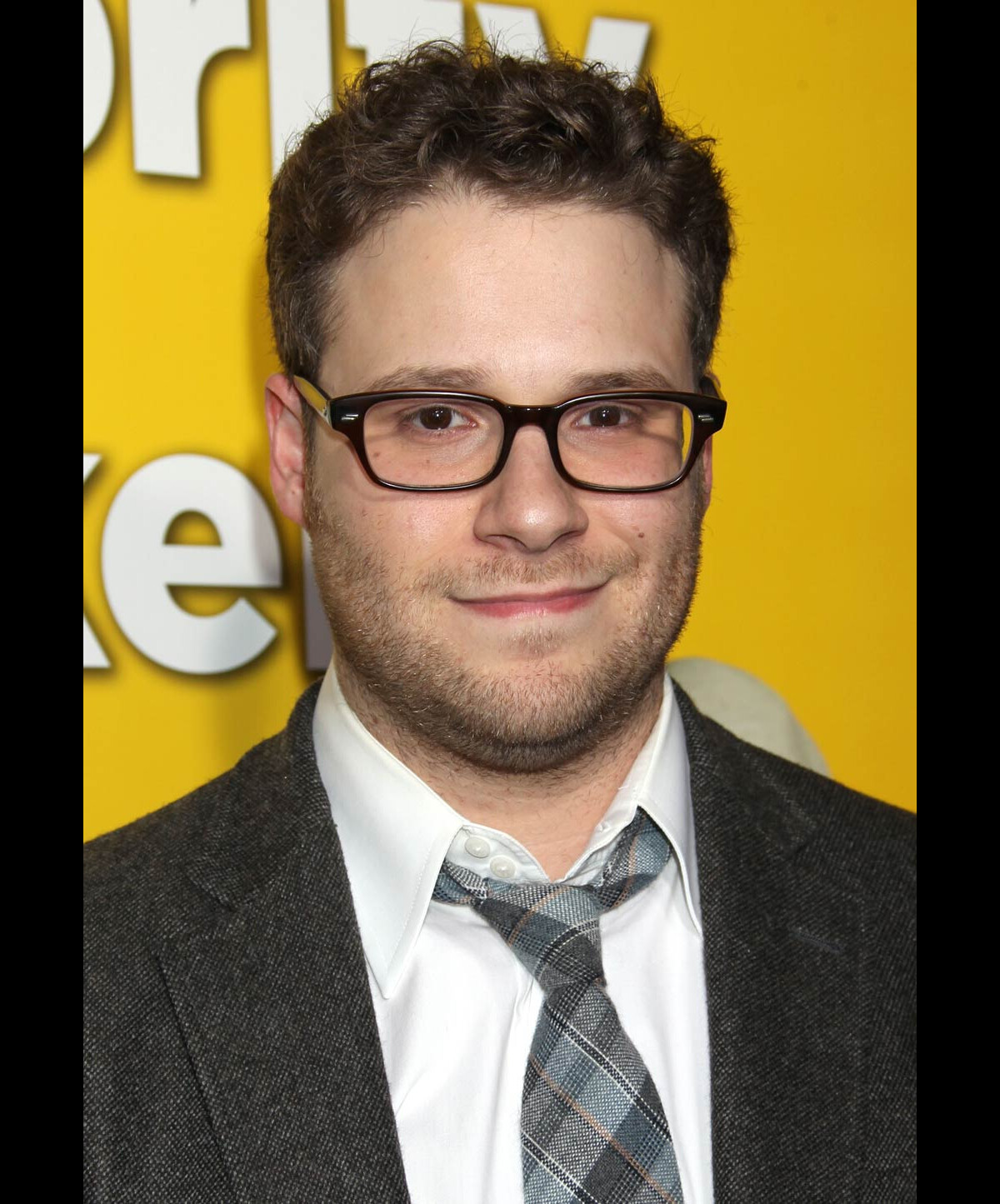Seth Rogen Mars Sign Photo : Seth Rogen à l'occasion de l'avant-première hollywoodienne de ...