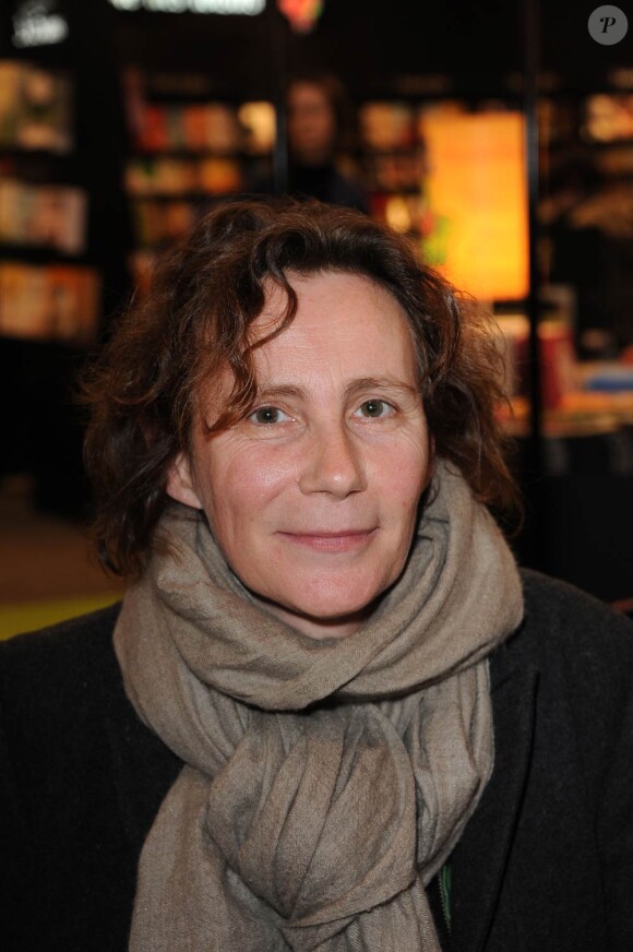 Marie Desplechin au Salon Du Livre, à Porte de Versailles, le 19 mars 2011.