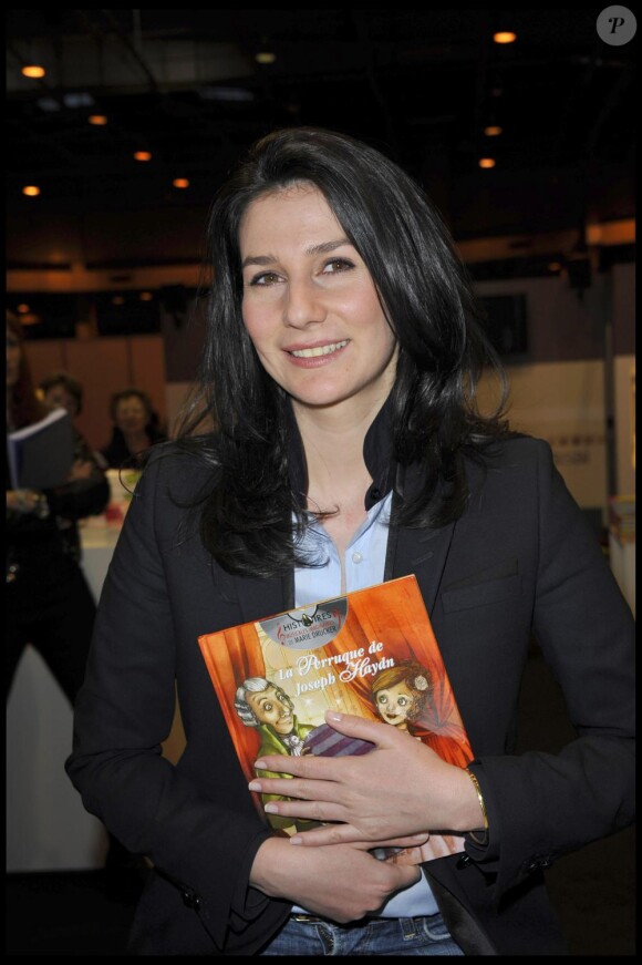 Marie Drucker au Salon du Livre, à Porte de Versailles, à Paris, le 21 mars 2011.