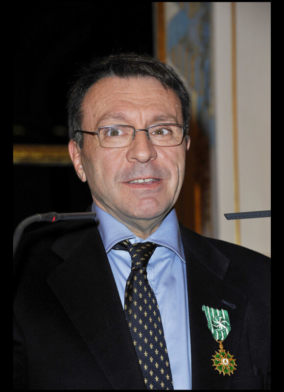 Jean-Marie Boursicot a été fait officier de l'ordre des Arts et des Lettres le 24 mars 2011