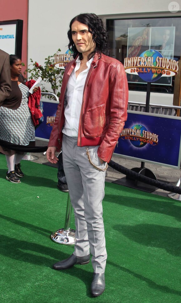 Russell Brand à l'occasion de l'avant-première de Hop qui s'est tenue aux Studios Universal à Universal City, à Los Angeles, le 27 mars 2011.