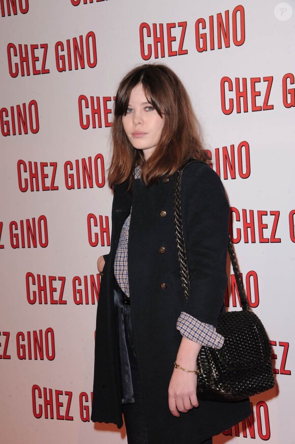 Lou Lesage à l'occasion de l'avant-première de Chez Gino, au Gaumont Opéra, à Paris, le 29 mars 2011.