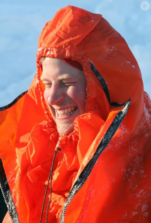 Le prince Harry s'entraîne dans l'archipel norvégien du Svalbard, en vue de l'expédition organisée pour l'association Walking With The Wounded. 30 mars 2011