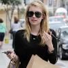 La ravissante Emma Roberts en journée shopping dans le quartier de Beverly Hills, à Los Angeles, le 2 avril 2011.