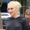 Gwen Stefani se promène dans West Hollywood à la sortie du salon de manucure le 2 avril 2011 à Los Angeles