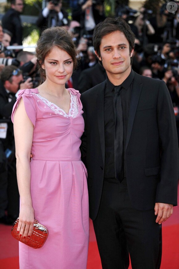 Gael Garcia Bernal et sa femme Dolores Fonzi lors du 63e Festival de Cannes, en mai 2010.