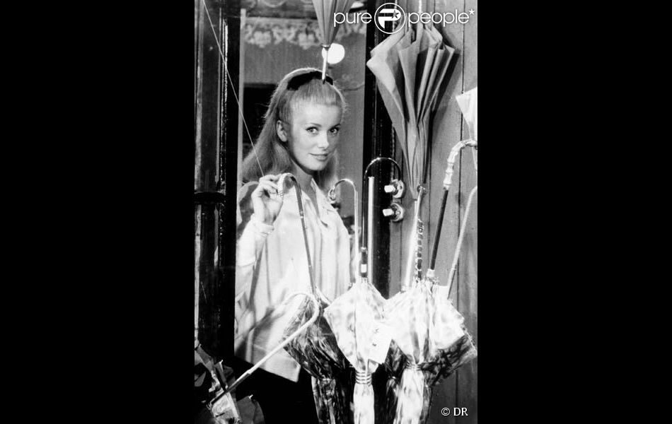 Catherine Deneuve, star des Parapluies de Cherbourg, un film de Jacques