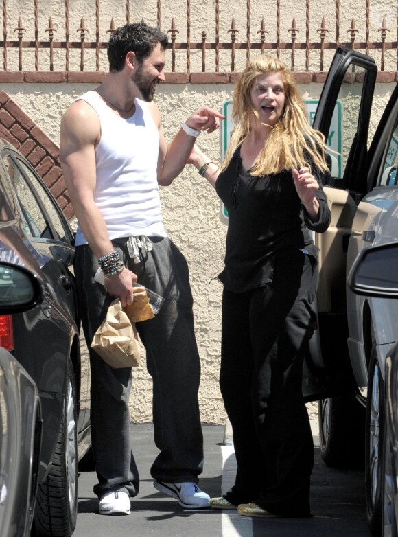 Kirstie Alley et Maksim Chmerkovskiy sortent d'une répétition pour l'émission Dancing With The Stars. A Los Angeles, le 16 avril 2011