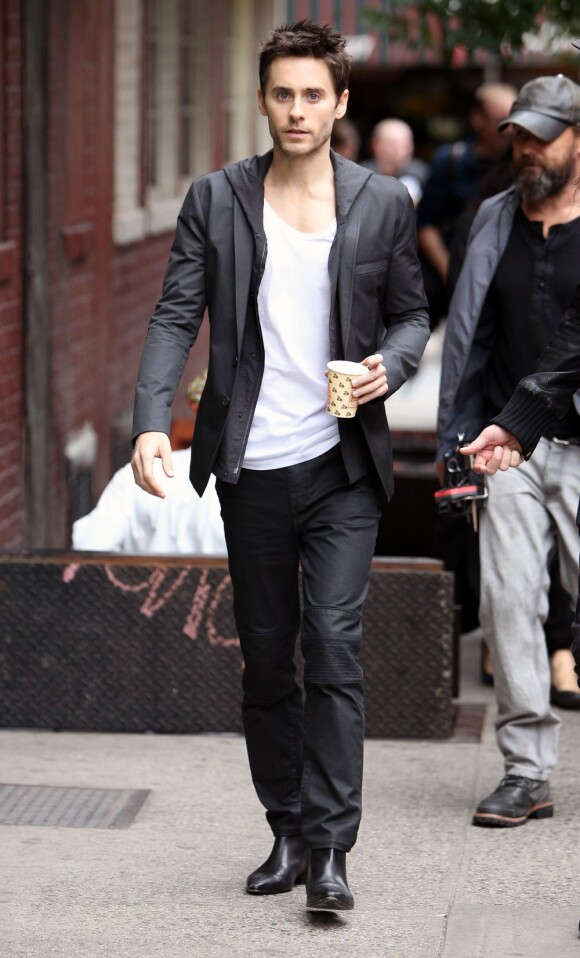 Jared Leto se rend sur le tournage de la pub Hugo Boss. New York, 14 octobre 2010