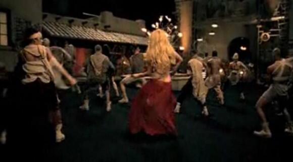 Images extraites du clip Judas de Lady Gaga, mai 2011.