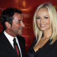 Adriana Karembeu et le séduisant Bernard Montiel lors de l'ouverture du Festival international des jeunes créateurs de mode de Dinard, le 6 mai 2011