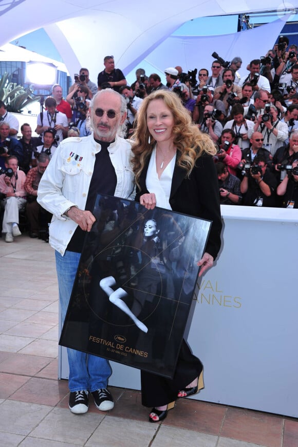 Jerry Schatzberg et Faye Dunaway présente l'affiche officielle du festival de Cannes le 11 mai 2011