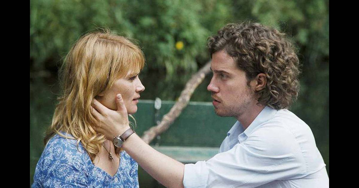Julien Dore Et Marina Hands A Cannes Main Dans La Main Purepeople