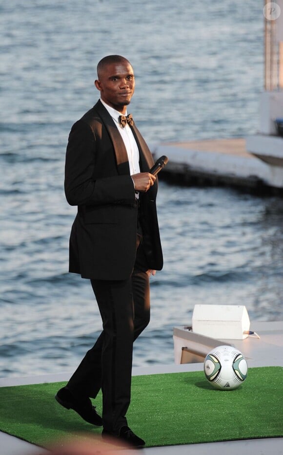 Samuel Eto'o au Grand Journal de Canal+ le 16 mai 2011 à Cannes