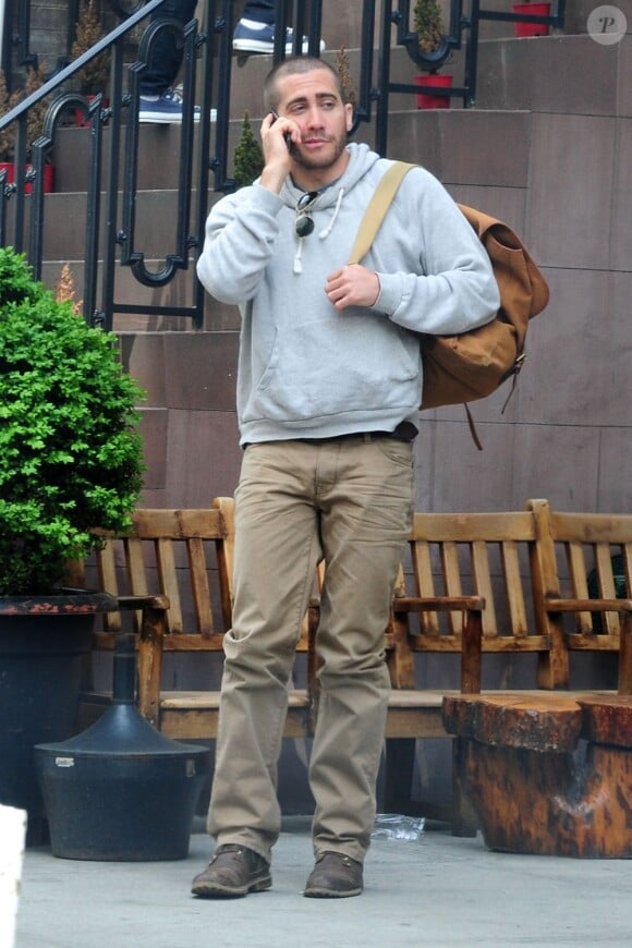 Jake Gyllenhaal dans le quartier de Chelsea à New York le 2 mai dernier. 
