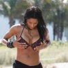 Ciara et son corps étourdissant, profite de la plage avec son nouveau chéri Amar'e Stoudemire, le 14 mai 2011 à Miami