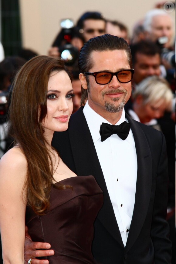 Angelina Jolie et Brad Pitt pour la montée des marches de The Tree of Life au festival de Cannes - mai 2011