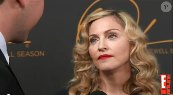 Madonna bakstage du grand concert organisé pour la fin du Oprah Winfrey Show, à Chiacago, mai 2011.