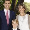 La famille royale d'Espagne célèbre la communion de Miguel Undangarin de Bourbon, le fils de Cristina. Madrid, 29 mai 2011