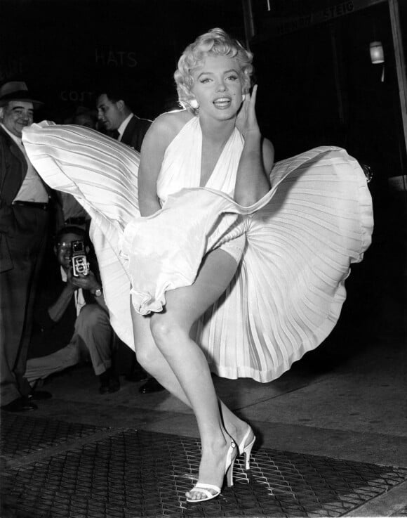Marilyn Monroe était une véritable icône de mode et de cinéma. Cette robe va être vendue aux enchères le 18 juin à Beverly Hills. 1954