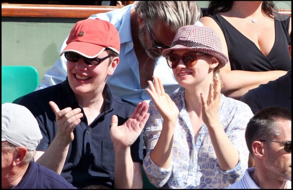 Sarah Forestier et un ami au tournoi de Roland-Garros, le 2 juin 2011.