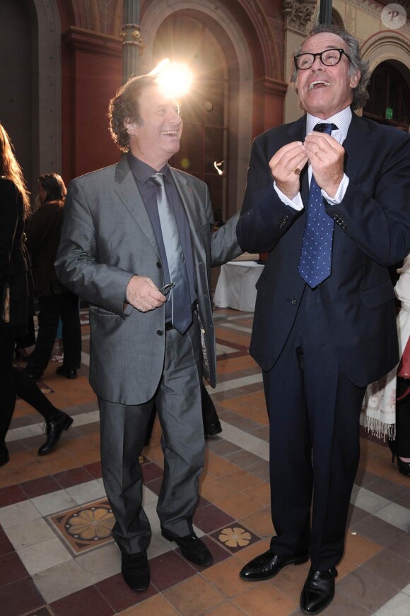 Daniel Russo et Michel Leeb lors de la vingtième édition du Prix Montblanc de la Culture. 9 juin 2011