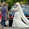 Lily Allen lors de son mariage avec Sam Cooper, le 11 juin 2011, parfaite dans une robe Chanel