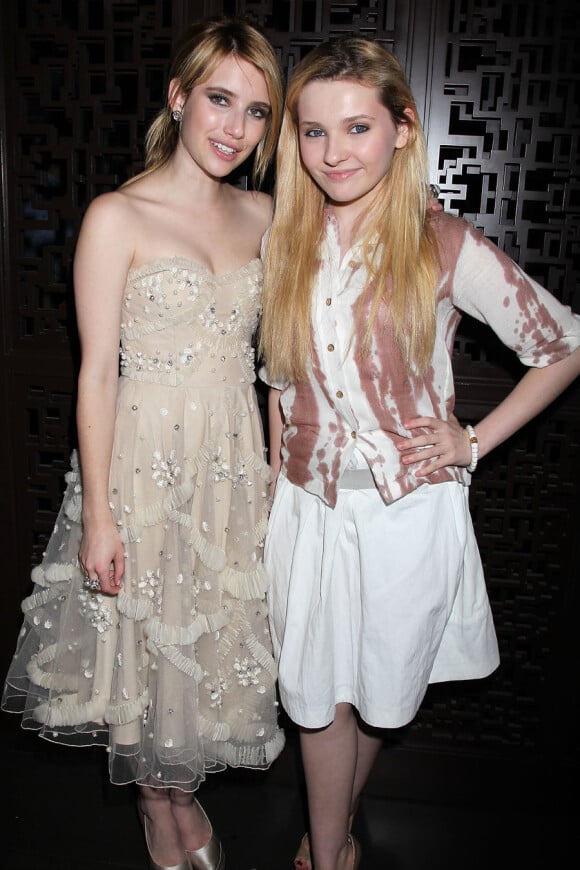 Emma Roberts et Abigail Breslin lors de l'avant-première du film The Art of Getting By à New York le 13 juin 2011