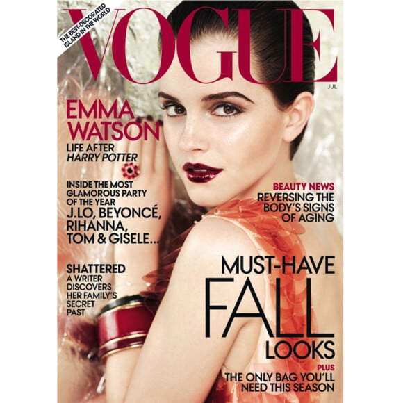 Emma Watson est la cover girl du numéro de juillet du Vogue américain. L'actrice est juste sublime !