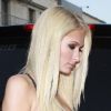 Paris Hilton se rend au restaurant Beso en compagnie d'Ali Fedotowsky, lundi 13 juin 2011. 