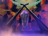 Lady Gaga aux Much Music Awards : Elle refait le coup du cocon !