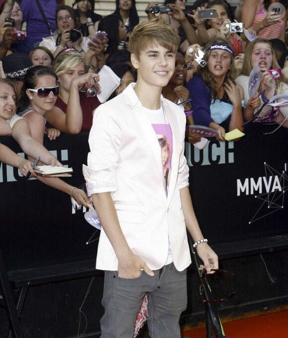 Justin Bieber arrive aux Much Music Awards à Toronto, le 19 juin 2011.