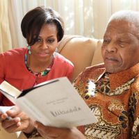 Michelle Obama : Sans Barack, loin des USA, pour un homme d'exception