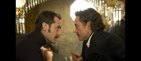 Jude Law et Robert Downey Jr. dans Sherlock Holmes 2, en salles le 25 janvier 2012.