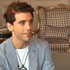 Mika en interview sur LCI en juin 2011. Il prépare son troisième alum intitulé The Origin of Love pour début 2012.