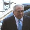 Dominique Strauss-Kahn et Anne Sinclair arrivent au tribunal de Manhattan, à New York, le 1er juillet 2011.