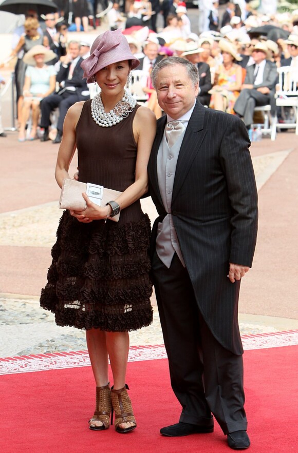 Jean Todt et Michelle Yeoh arrivent à la cérémonie religieuse du mariage du prince Albert et de Charlene Wittstock, à Monaco, le 2 juillet 2011