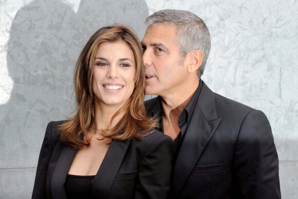 Elisabetta Canalis et George Clooney, à Milan, le 27 septembre 2010.