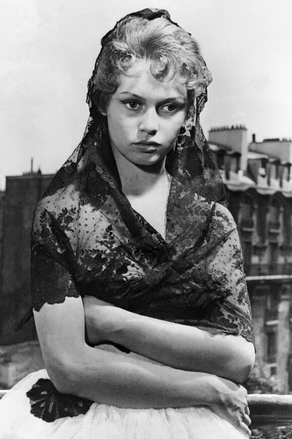 Brigitte Bardot, alors âgée de 30 ans. Photo prise en 1954.