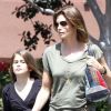 Cindy Crawford et sa fille Kaia dans les rues de Los Angeles avec un look identique. Le 8 juillet.