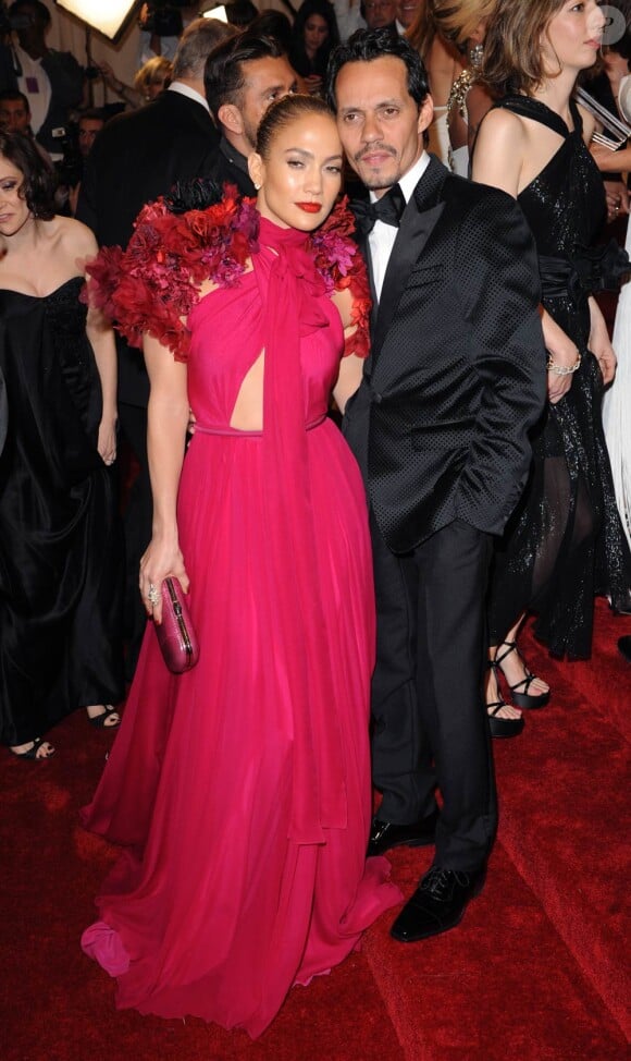 Le 2 avril 2011 à New York.
Jennifer Lopez et Marc Anthony ont annoncé le 15 juillet 2011 qu'ils divorçaient, après sept ans de mariage. Jusqu'en juin et leur dernière apparition officielle en couple, ils présentaient pourtant le visage d'un couple toujorus aussi épris lors des derniers mois de leur mariage...