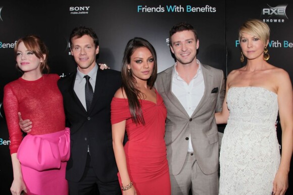 Emma Stone, Will Gluck, Mila Kunis, Justin Timberlake et Jenna Elfman à l'avant-première du film Sexe entre Amis à New York, le 18 juillet 2011