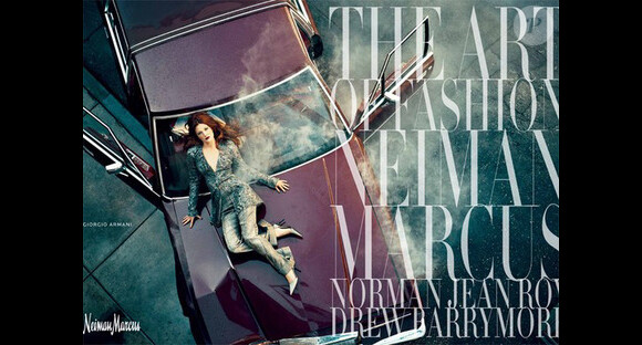 Drew Barrymore a posé devant l'objectif de Norman Jean Roy pour la campagne de publicité de la collection automne 2011 de Neiman Marcus.