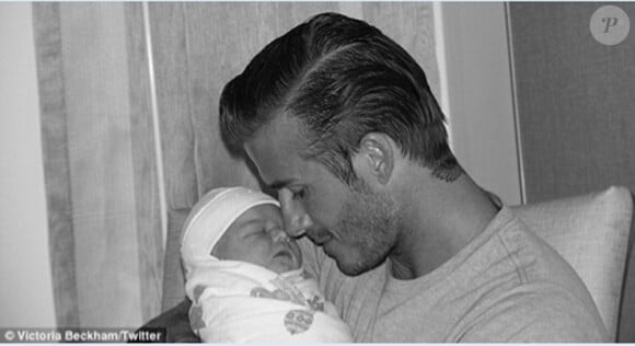 David Beckham et Victoria posent avec leur petite dernière !