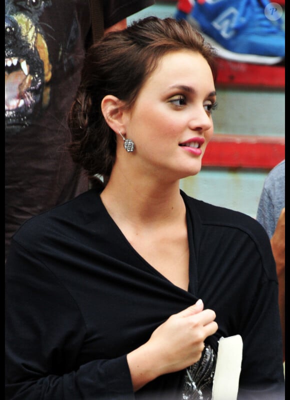 Leighton Meester sur le tournage de Gossip Girl à New York le 28 juillet 2011