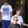 Le 30 juillet 2011, Arnold Schwarzenegger a fêté son 64e anniversaire : il a déjeuné avec ses fils Patrick et Christopher avant de les emmener faire du shopping.