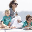  La reine Sofia, une grand-mère raive de passer du temps avec ses petits-enfants. 
 Le 1er août 2011, au premier jour de la 30e Copa del Rey au large de Majorque, la reine Sofia, ses filles Elena et Cristina (avec son époux Iñaki) et leurs enfants suivaient notamment les exploits du prince Felipe à bord de l'Hispano. 
