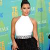Kim Kardashian en Givenchy, n'a pas brillé lors des Teen Choice Awards
