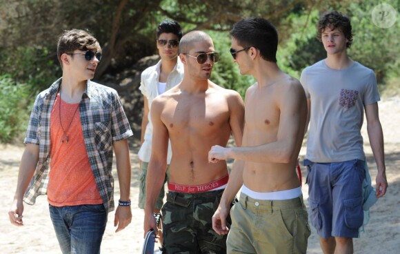 Les membres du groupe The Wanted, sur le lieu de tournage du clip de Glad you came, à Ibiza, le 9 juin 2011.